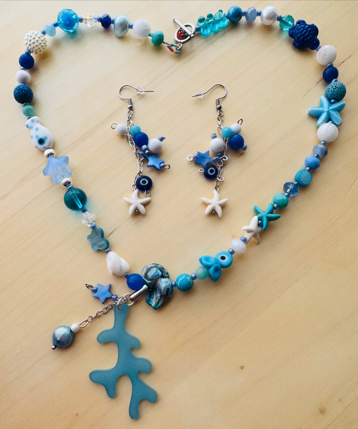 Collar Resina y piedras naturales